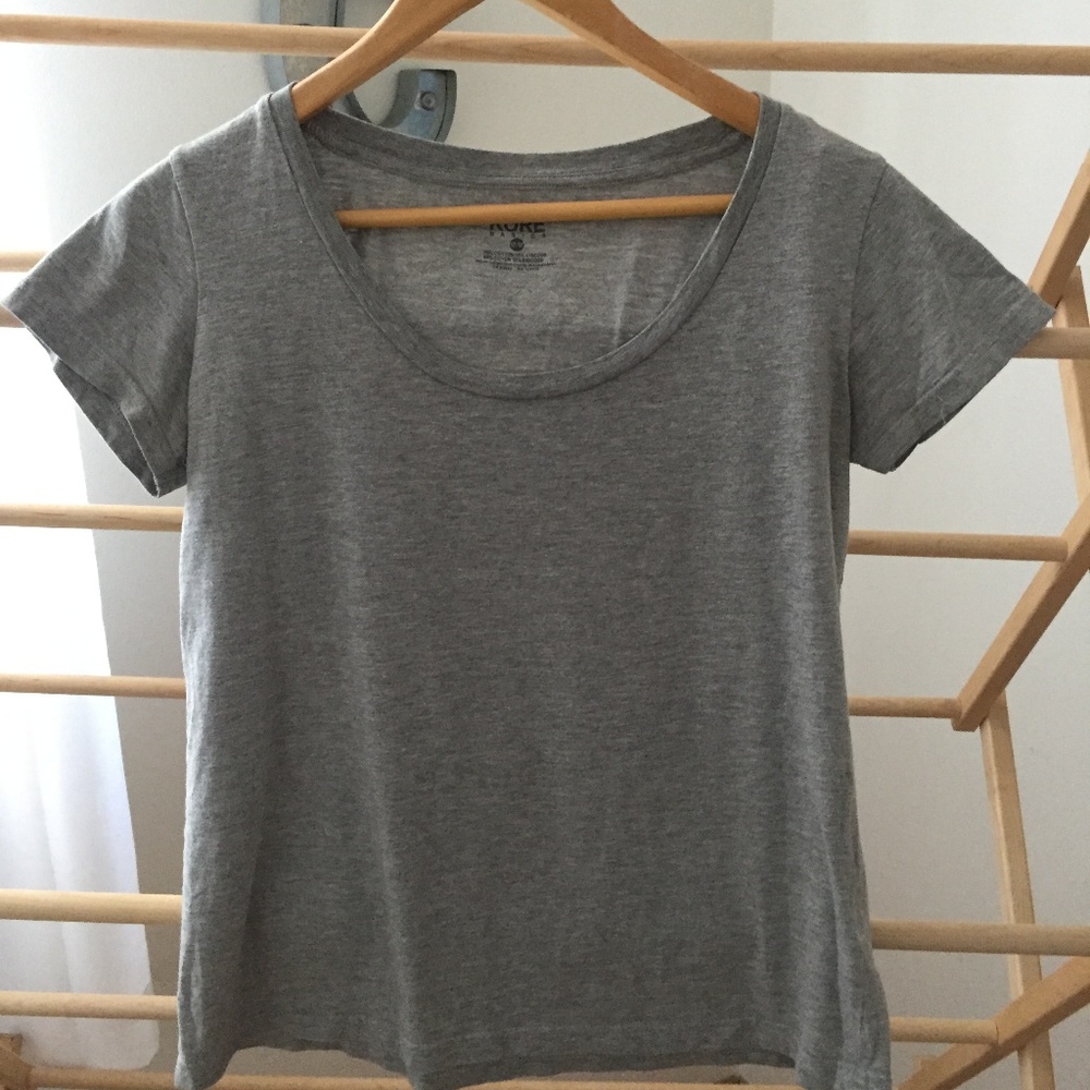 Basic T-Shirt
